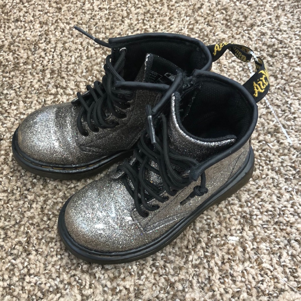 Doc Matrens size 9